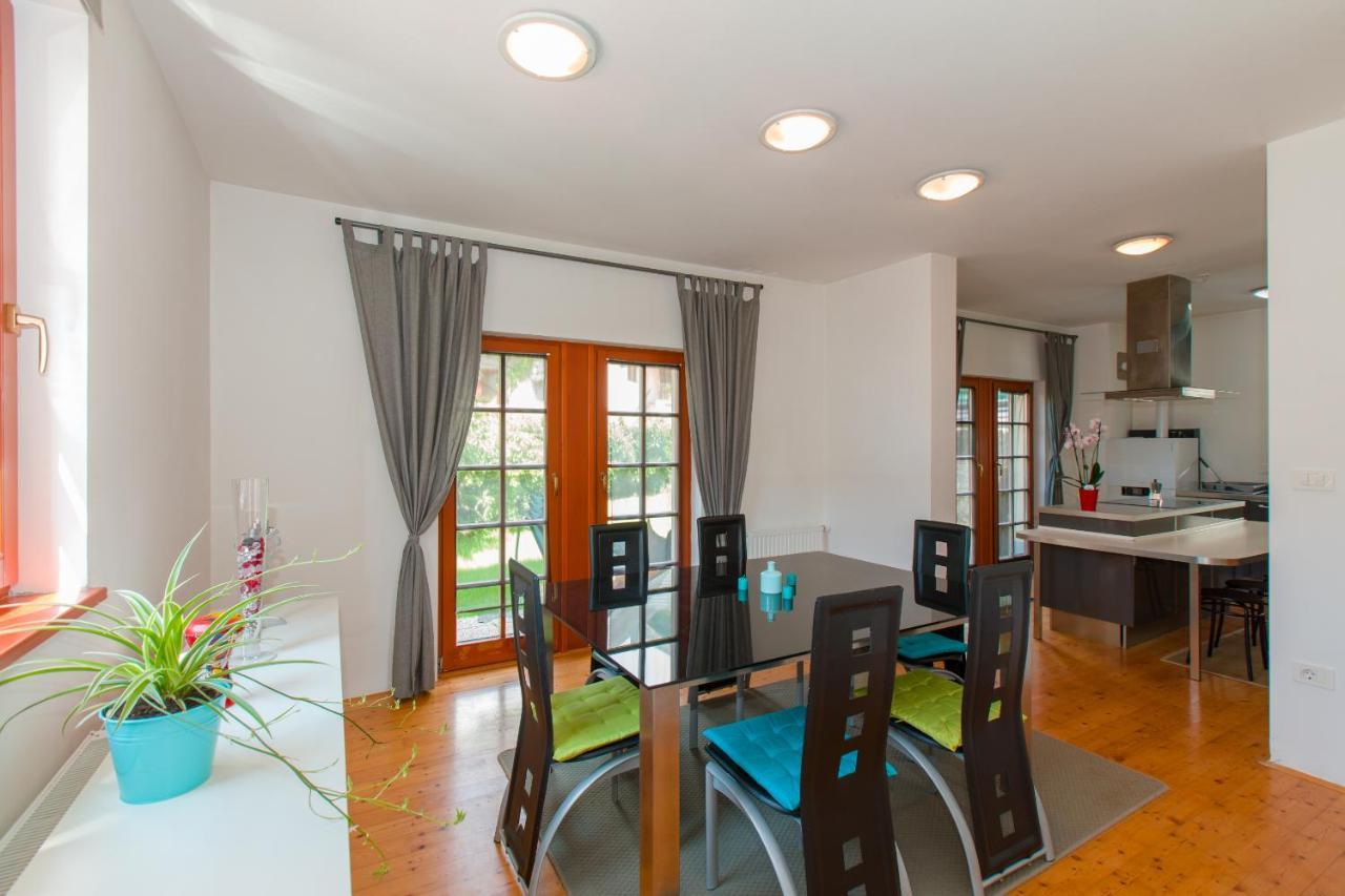 Thirsty River Apartments Бовец Екстериор снимка